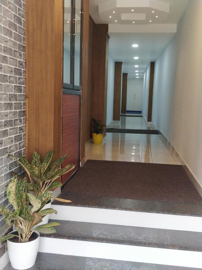 Majestic Inn Thiruvananthapuram ภายนอก รูปภาพ