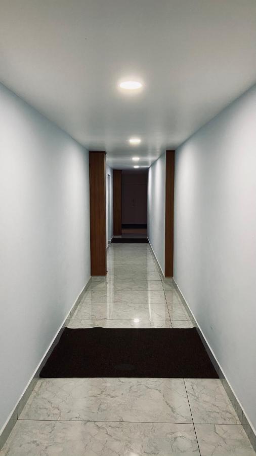 Majestic Inn Thiruvananthapuram ภายนอก รูปภาพ