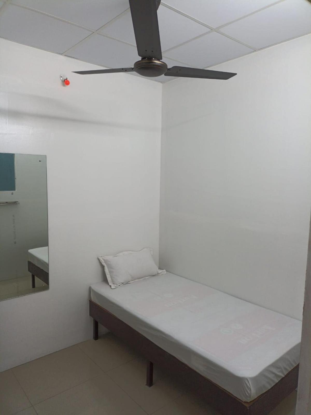 Majestic Inn Thiruvananthapuram ภายนอก รูปภาพ